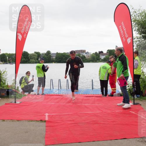 16.06.2024 - 7 Türme Triathlon KatJ http://msf.ph/oto/6324295 16.06.2024 09:25:33 Schwimmen 139 meine-sportfotos.de