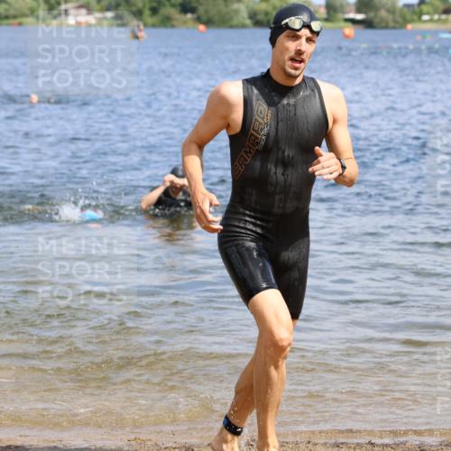 16.06.2024 - 26. Vierlanden-Triathlon Strokosch-Dieckow http://msf.ph/oto/6324633 16.06.2024 10:57:15 Schwimmen 228, 295, 329, 348, 228, 295, 329, 348 meine-sportfotos.de