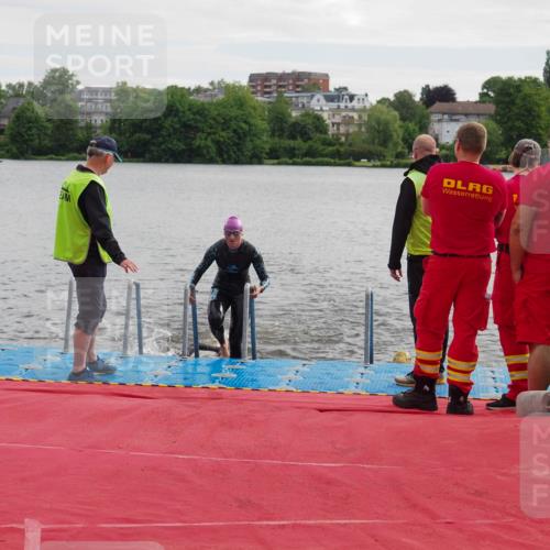 16.06.2024 - 7 Türme Triathlon KatJ http://msf.ph/oto/6324718 16.06.2024 09:31:54 Schwimmen 91, 130 meine-sportfotos.de