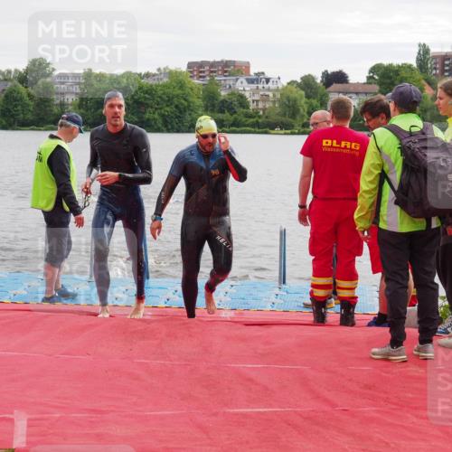 16.06.2024 - 7 Türme Triathlon KatJ http://msf.ph/oto/6325228 16.06.2024 09:34:21 Schwimmen 4, 81, 82, 87, 141 meine-sportfotos.de