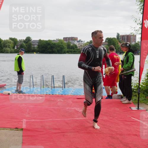 16.06.2024 - 7 Türme Triathlon KatJ http://msf.ph/oto/6325417 16.06.2024 09:34:38 Schwimmen 81, 82, 87, 141 meine-sportfotos.de