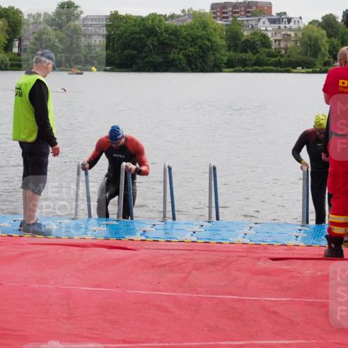 16.06.2024 - 7 Türme Triathlon KatJ http://msf.ph/oto/6325764 16.06.2024 09:36:35 Schwimmen 1, 6, 134 meine-sportfotos.de