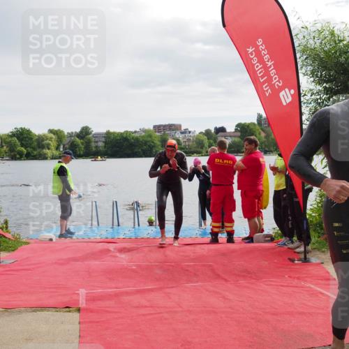 16.06.2024 - 7 Türme Triathlon KatJ http://msf.ph/oto/6325971 16.06.2024 09:38:13 Schwimmen 2, 84, 108, 114, 131 meine-sportfotos.de