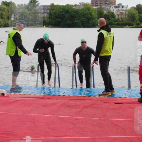 16.06.2024 - 7 Türme Triathlon KatJ http://msf.ph/oto/6326636 16.06.2024 09:41:17 Schwimmen 89, 109, 119, 137, 138 meine-sportfotos.de