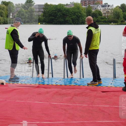 16.06.2024 - 7 Türme Triathlon KatJ http://msf.ph/oto/6326644 16.06.2024 09:41:17 Schwimmen 89, 109, 119, 137, 138 meine-sportfotos.de