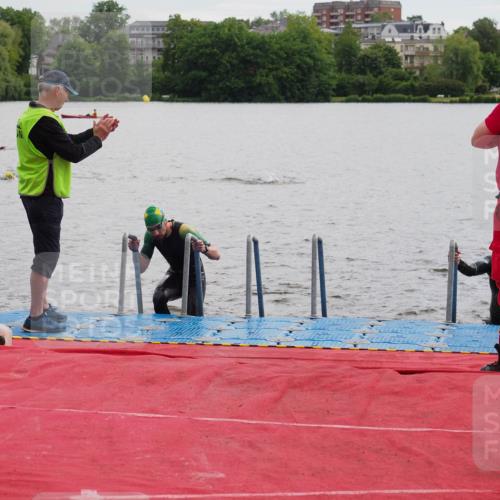 16.06.2024 - 7 Türme Triathlon KatJ http://msf.ph/oto/6326723 16.06.2024 09:41:31 Schwimmen 89, 109, 119, 137 meine-sportfotos.de