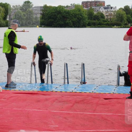 16.06.2024 - 7 Türme Triathlon KatJ http://msf.ph/oto/6326742 16.06.2024 09:41:31 Schwimmen 89, 109, 119, 137 meine-sportfotos.de