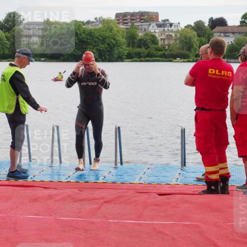 16.06.2024 - 7 Türme Triathlon KatJ http://msf.ph/oto/6327085 16.06.2024 09:43:21 Schwimmen 3 meine-sportfotos.de