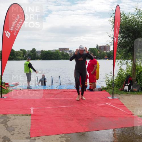 16.06.2024 - 7 Türme Triathlon KatJ http://msf.ph/oto/6327204 16.06.2024 09:44:23 Schwimmen 112, 122, 125, 127 meine-sportfotos.de