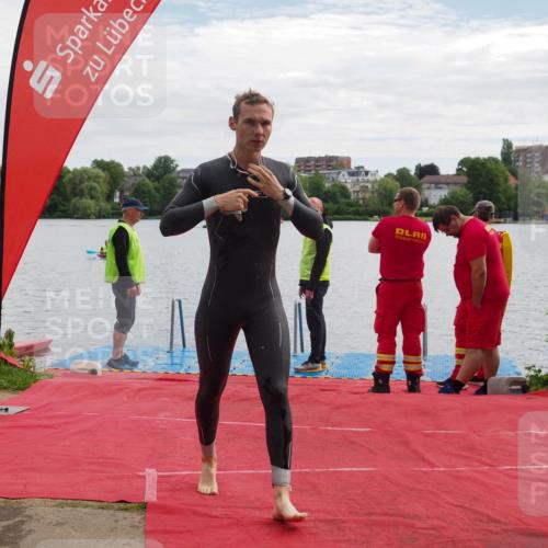 16.06.2024 - 7 Türme Triathlon KatJ http://msf.ph/oto/6327965 16.06.2024 09:51:15 Schwimmen 113 meine-sportfotos.de