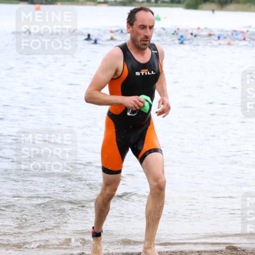 16.06.2024 - 26. Vierlanden-Triathlon Strokosch-Dieckow http://msf.ph/oto/6329257 16.06.2024 11:06:06 Schwimmen 373, 390, 392, 455, 373, 390, 392, 455 meine-sportfotos.de