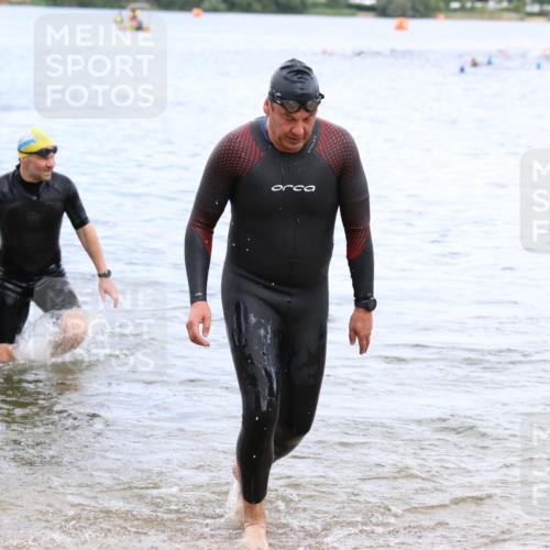 16.06.2024 - 26. Vierlanden-Triathlon Strokosch-Dieckow http://msf.ph/oto/6329650 16.06.2024 11:06:54 Schwimmen 381, 404, 419, 432, 452, 381, 404, 419, 432, 452 meine-sportfotos.de