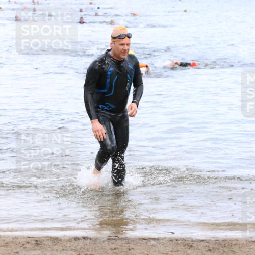 16.06.2024 - 26. Vierlanden-Triathlon Strokosch-Dieckow http://msf.ph/oto/6329945 16.06.2024 11:07:19 Schwimmen 420, 440, 420, 440 meine-sportfotos.de