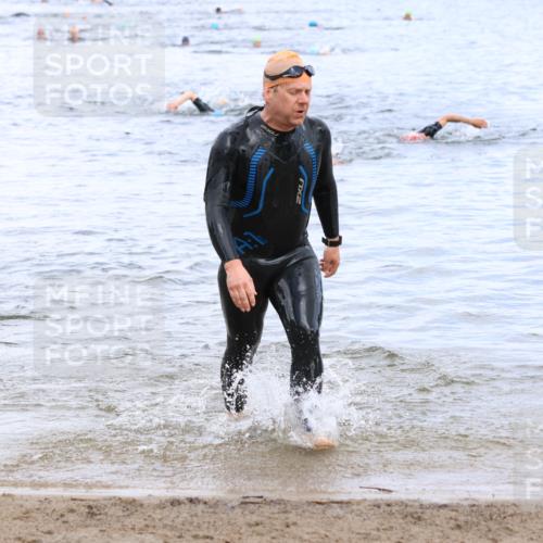 16.06.2024 - 26. Vierlanden-Triathlon Strokosch-Dieckow http://msf.ph/oto/6329991 16.06.2024 11:07:19 Schwimmen 420, 440, 420, 440 meine-sportfotos.de