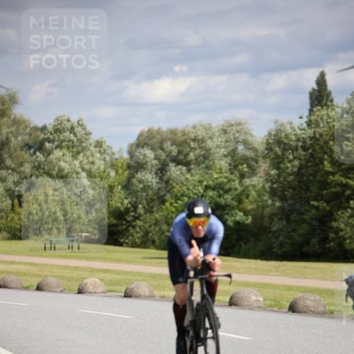 16.06.2024 - 26. Vierlanden-Triathlon Jannik Wohlers http://msf.ph/oto/6331924 16.06.2024 10:56:12 Radfahren 176, 184 meine-sportfotos.de