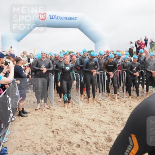 23.06.2024 - Viking Triathlon MichiJ http://msf.ph/oto/6341890 23.06.2024 10:01:22 Schwimmen 26, 31, 101, 111, 138, 173, 183, 198, 231, 295, 302, 306, 311, 408, 458, 551, 619, 659 meine-sportfotos.de