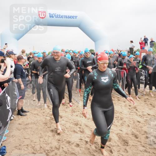 23.06.2024 - Viking Triathlon MichiJ http://msf.ph/oto/6341899 23.06.2024 10:01:26 Schwimmen 26, 107, 111, 173, 178, 183, 198, 231, 242, 295, 302, 306, 311, 386, 453, 619, 659 meine-sportfotos.de