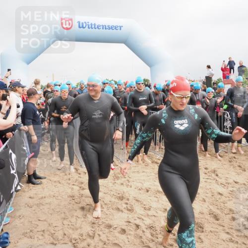 23.06.2024 - Viking Triathlon MichiJ http://msf.ph/oto/6341900 23.06.2024 10:01:26 Schwimmen 26, 107, 111, 173, 178, 183, 198, 231, 242, 295, 302, 306, 311, 386, 453, 619, 659 meine-sportfotos.de
