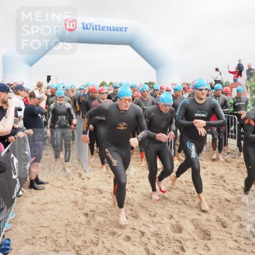 23.06.2024 - Viking Triathlon MichiJ http://msf.ph/oto/6341910 23.06.2024 10:01:31 Schwimmen 12, 26, 104, 107, 111, 173, 178, 231, 242, 261, 302, 316, 386, 453, 486, 498, 619, 623 meine-sportfotos.de