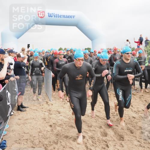 23.06.2024 - Viking Triathlon MichiJ http://msf.ph/oto/6341911 23.06.2024 10:01:31 Schwimmen 12, 26, 104, 107, 111, 173, 178, 231, 242, 261, 302, 316, 386, 453, 486, 498, 619, 623 meine-sportfotos.de