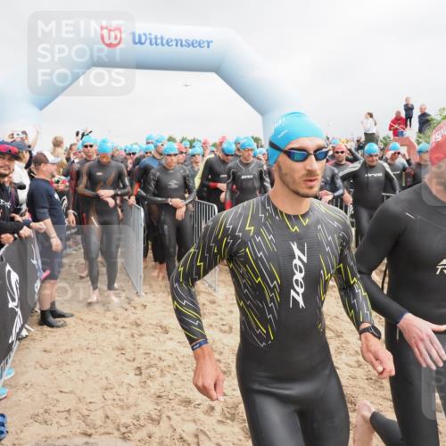 23.06.2024 - Viking Triathlon MichiJ http://msf.ph/oto/6341944 23.06.2024 10:01:42 Schwimmen 12, 104, 164, 245, 260, 276, 316, 363, 385, 454, 486, 498, 621, 623, 640, 654, 663 meine-sportfotos.de