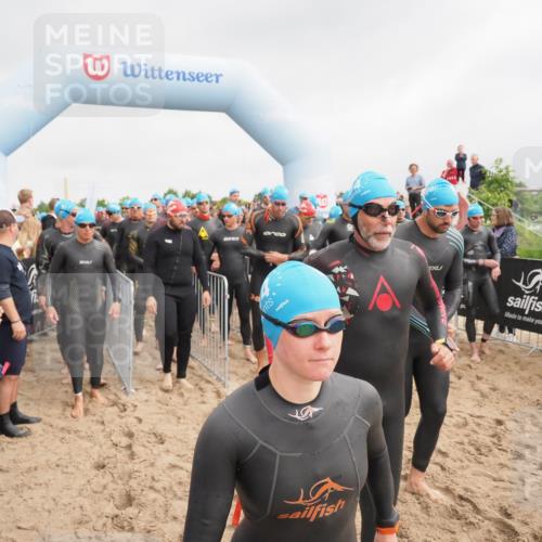 23.06.2024 - Viking Triathlon MichiJ http://msf.ph/oto/6342068 23.06.2024 10:02:37 Schwimmen 62, 194, 218, 296, 312, 359, 360, 361, 389, 404, 407, 416, 488, 517, 541, 549, 627 meine-sportfotos.de