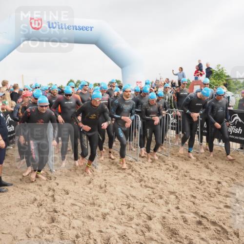 23.06.2024 - Viking Triathlon MichiJ http://msf.ph/oto/6342097 23.06.2024 10:02:55 Schwimmen 33, 120, 225, 237, 256, 280, 318, 328, 349, 355, 468, 496 meine-sportfotos.de