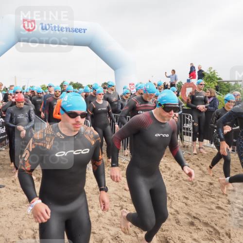 23.06.2024 - Viking Triathlon MichiJ http://msf.ph/oto/6342108 23.06.2024 10:03:01 Schwimmen 48, 68, 86, 200, 212, 225, 237, 256, 266, 280, 328, 349, 412, 653 meine-sportfotos.de