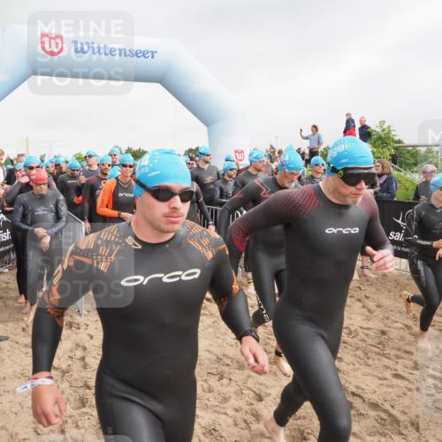23.06.2024 - Viking Triathlon MichiJ http://msf.ph/oto/6342109 23.06.2024 10:03:01 Schwimmen 48, 68, 86, 200, 212, 225, 237, 256, 266, 280, 328, 349, 412, 653 meine-sportfotos.de