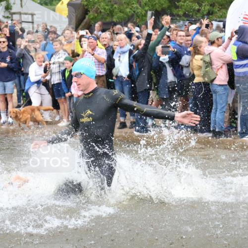 23.06.2024 - Viking Triathlon H.Heesch http://msf.ph/oto/6342523 23.06.2024 10:00:32 Schwimmen 1, 2, 3, 4, 10, 22, 25, 30, 37, 76, 106, 158, 233, 293, 465, 658, 661, 662 meine-sportfotos.de