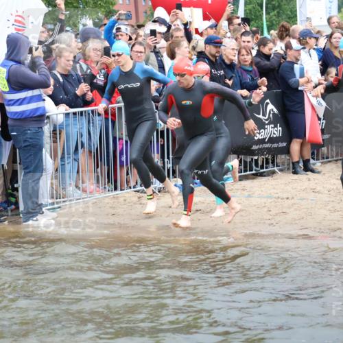 23.06.2024 - Viking Triathlon H.Heesch http://msf.ph/oto/6342540 23.06.2024 10:00:39 Schwimmen 4, 10, 22, 30, 76, 106, 233, 293, 350, 470, 546, 620, 624, 638, 658, 661 meine-sportfotos.de