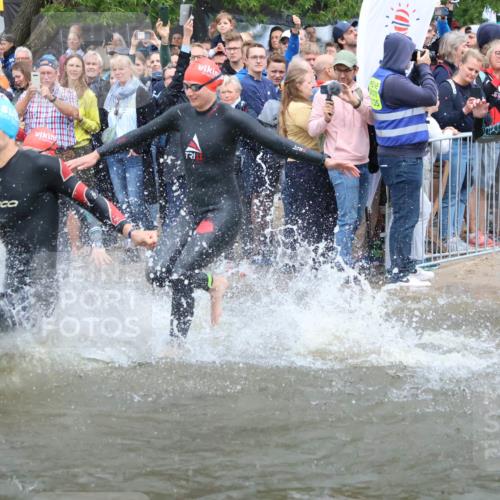 23.06.2024 - Viking Triathlon H.Heesch http://msf.ph/oto/6342549 23.06.2024 10:00:41 Schwimmen 4, 8, 22, 76, 106, 144, 233, 246, 350, 470, 546, 620, 624, 638, 658 meine-sportfotos.de