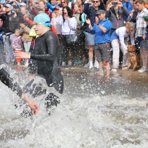 23.06.2024 - Viking Triathlon H.Heesch http://msf.ph/oto/6342607 23.06.2024 10:00:52 Schwimmen 8, 13, 14, 16, 73, 108, 144, 246, 263, 354, 377, 438, 482, 483, 487, 516, 613, 616 meine-sportfotos.de