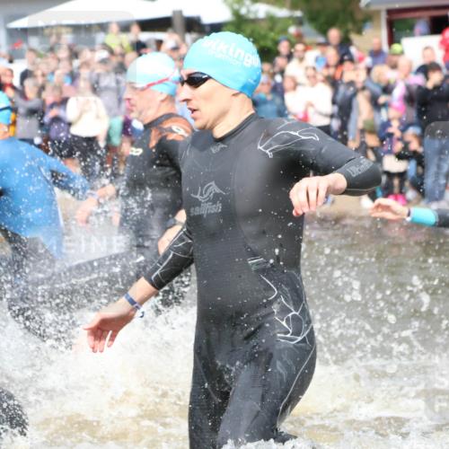 23.06.2024 - Viking Triathlon H.Heesch http://msf.ph/oto/6342613 23.06.2024 10:00:53 Schwimmen 8, 13, 14, 16, 73, 108, 144, 246, 263, 354, 377, 438, 482, 483, 487, 516, 613, 616 meine-sportfotos.de