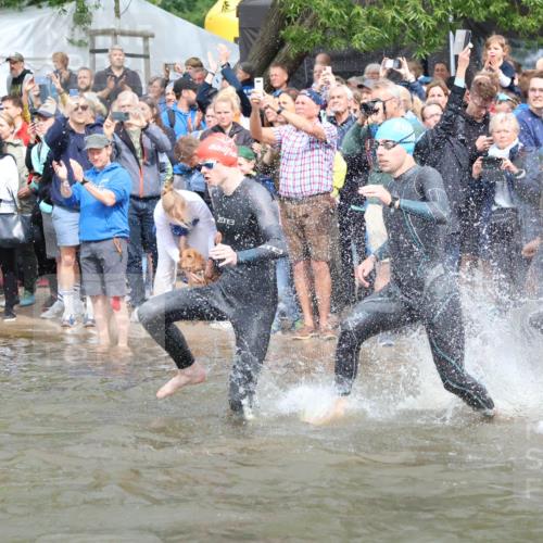 23.06.2024 - Viking Triathlon H.Heesch http://msf.ph/oto/6342618 23.06.2024 10:00:55 Schwimmen 14, 16, 73, 108, 263, 354, 377, 438, 482, 483, 613, 616 meine-sportfotos.de