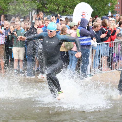 23.06.2024 - Viking Triathlon H.Heesch http://msf.ph/oto/6342662 23.06.2024 10:01:01 Schwimmen 6, 16, 142, 209, 224, 263, 292, 336, 354, 426, 482, 483, 494, 499, 613 meine-sportfotos.de