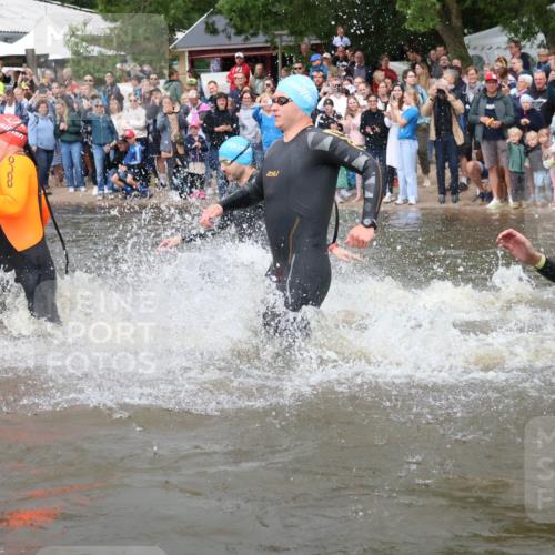 23.06.2024 - Viking Triathlon H.Heesch http://msf.ph/oto/6342734 23.06.2024 10:01:13 Schwimmen 6, 20, 31, 51, 95, 97, 99, 101, 138, 203, 216, 292, 324, 408, 458, 499, 551, 656 meine-sportfotos.de