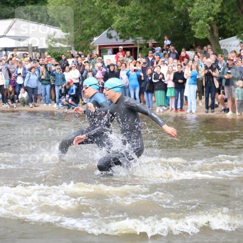 23.06.2024 - Viking Triathlon H.Heesch http://msf.ph/oto/6342746 23.06.2024 10:01:14 Schwimmen 20, 31, 51, 95, 97, 99, 101, 138, 203, 216, 324, 408, 458, 551, 656 meine-sportfotos.de