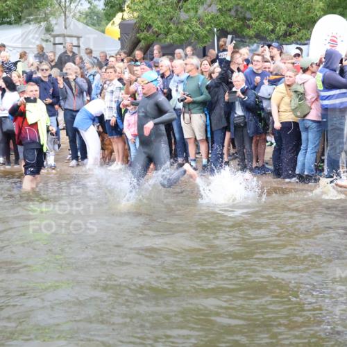 23.06.2024 - Viking Triathlon H.Heesch http://msf.ph/oto/6342749 23.06.2024 10:01:15 Schwimmen 31, 51, 97, 99, 101, 138, 216, 324, 408, 458, 551, 656 meine-sportfotos.de
