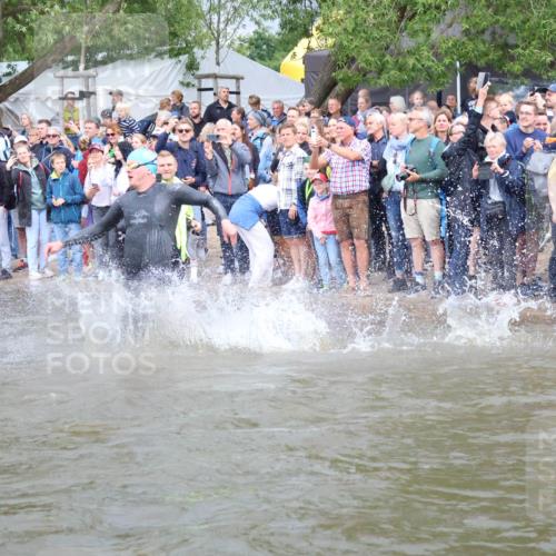 23.06.2024 - Viking Triathlon H.Heesch http://msf.ph/oto/6342752 23.06.2024 10:01:16 Schwimmen 31, 51, 97, 99, 101, 138, 198, 216, 295, 311, 324, 408, 458, 551, 656 meine-sportfotos.de