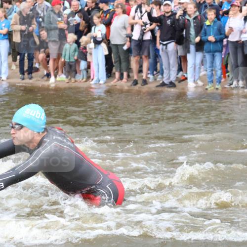 23.06.2024 - Viking Triathlon H.Heesch http://msf.ph/oto/6342880 23.06.2024 10:01:39 Schwimmen 12, 104, 260, 261, 316, 363, 486, 498, 621, 623, 640, 654, 663 meine-sportfotos.de