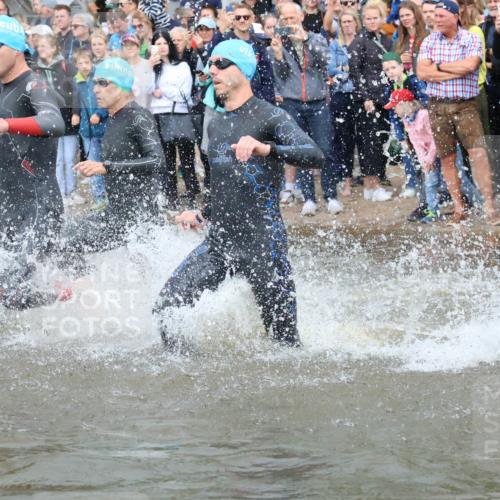 23.06.2024 - Viking Triathlon H.Heesch http://msf.ph/oto/6342926 23.06.2024 10:01:48 Schwimmen 58, 164, 186, 245, 260, 276, 291, 300, 319, 363, 385, 454, 605, 608, 621, 640, 654, 663 meine-sportfotos.de
