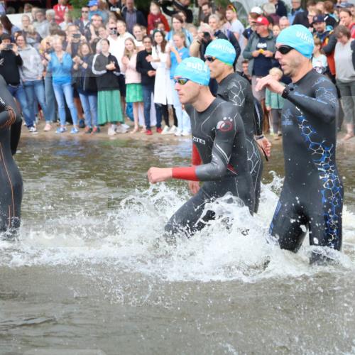 23.06.2024 - Viking Triathlon H.Heesch http://msf.ph/oto/6342935 23.06.2024 10:01:49 Schwimmen 58, 164, 186, 245, 260, 276, 291, 300, 319, 363, 385, 454, 605, 608, 621, 663 meine-sportfotos.de