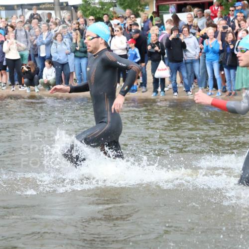 23.06.2024 - Viking Triathlon H.Heesch http://msf.ph/oto/6342938 23.06.2024 10:01:49 Schwimmen 58, 164, 186, 245, 260, 276, 291, 300, 319, 363, 385, 454, 605, 608, 621, 663 meine-sportfotos.de