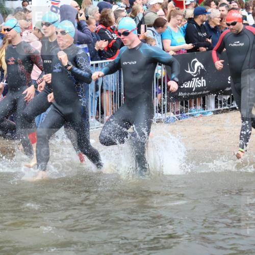 23.06.2024 - Viking Triathlon H.Heesch http://msf.ph/oto/6342941 23.06.2024 10:01:51 Schwimmen 58, 164, 186, 245, 276, 291, 300, 319, 385, 454, 605, 608 meine-sportfotos.de