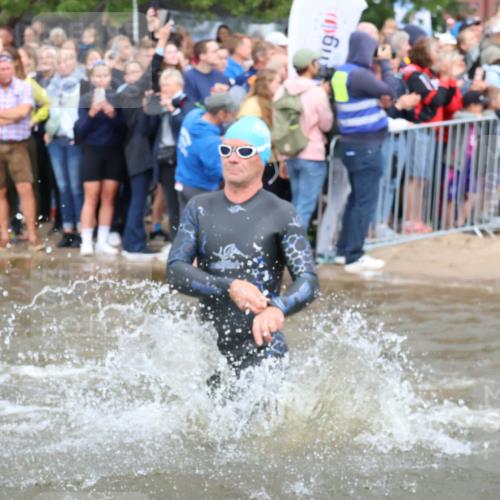 23.06.2024 - Viking Triathlon H.Heesch http://msf.ph/oto/6343008 23.06.2024 10:02:04 Schwimmen 61, 87, 125, 131, 136, 199, 254, 259, 327, 463, 477, 484, 529, 534, 607, 626, 657, 660 meine-sportfotos.de