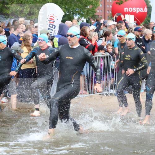 23.06.2024 - Viking Triathlon H.Heesch http://msf.ph/oto/6343031 23.06.2024 10:02:10 Schwimmen 87, 118, 131, 197, 199, 434, 463, 477, 503, 520, 534, 544 meine-sportfotos.de