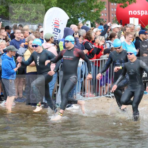 23.06.2024 - Viking Triathlon H.Heesch http://msf.ph/oto/6343050 23.06.2024 10:02:15 Schwimmen 34, 42, 118, 160, 197, 226, 326, 434, 485, 503, 520, 544 meine-sportfotos.de