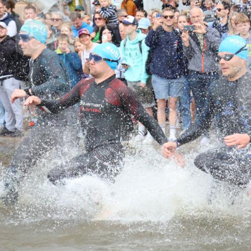 23.06.2024 - Viking Triathlon H.Heesch http://msf.ph/oto/6343061 23.06.2024 10:02:16 Schwimmen 34, 42, 118, 160, 197, 226, 326, 434, 485, 503, 520, 544 meine-sportfotos.de