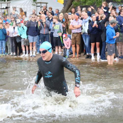 23.06.2024 - Viking Triathlon H.Heesch http://msf.ph/oto/6343078 23.06.2024 10:02:19 Schwimmen 34, 42, 117, 118, 160, 168, 226, 326, 394, 485, 491, 503, 544, 601, 655 meine-sportfotos.de